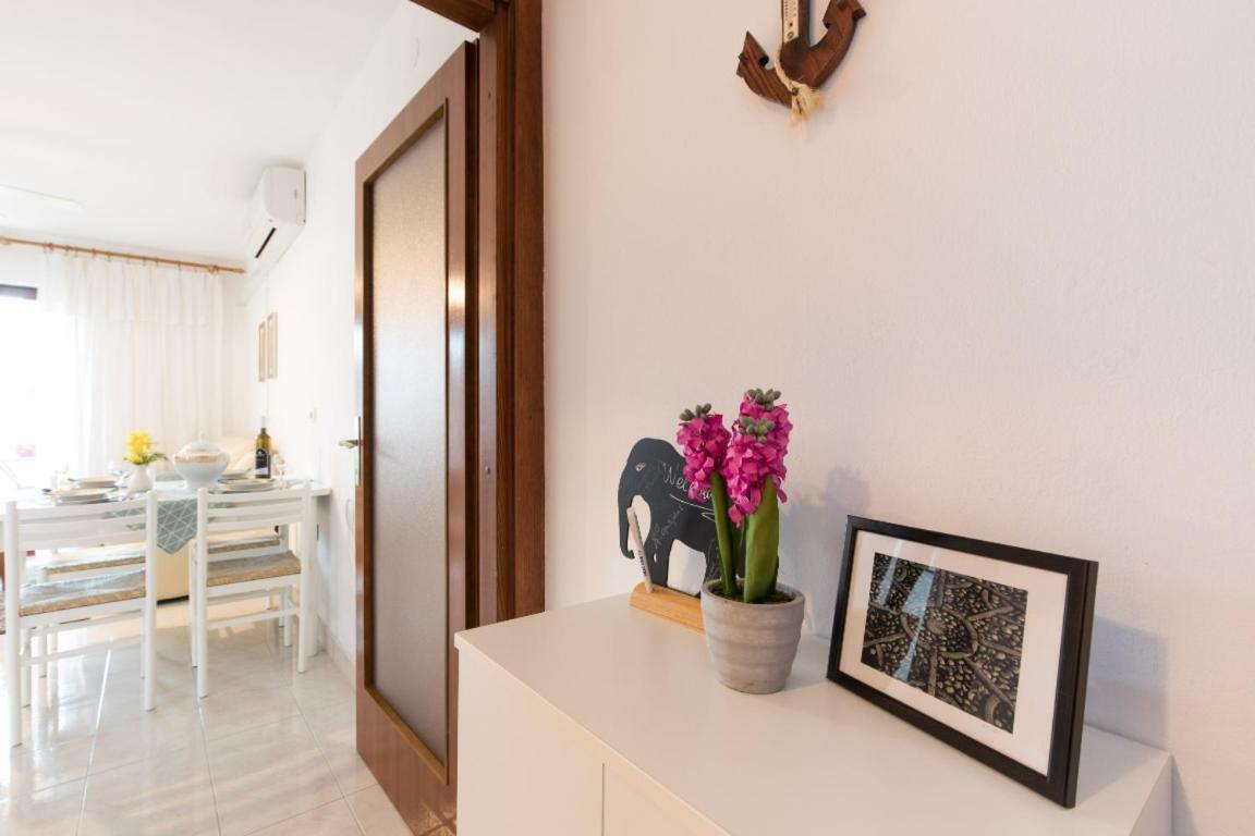 Apartment Calista ラバック エクステリア 写真